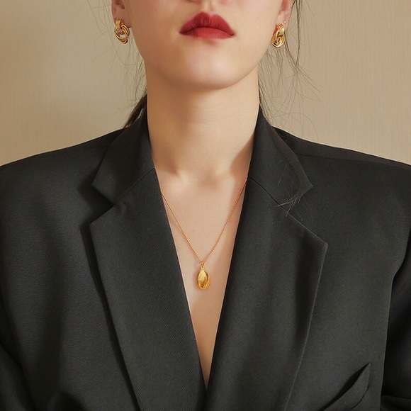 French Vintage Gold Plated Linked Hoop Earrings - Picture 6 of 8